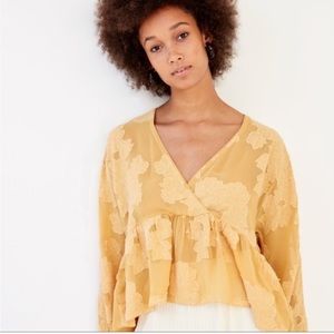 Aritzia Wilfred Peplum Top in Yellow (XS)